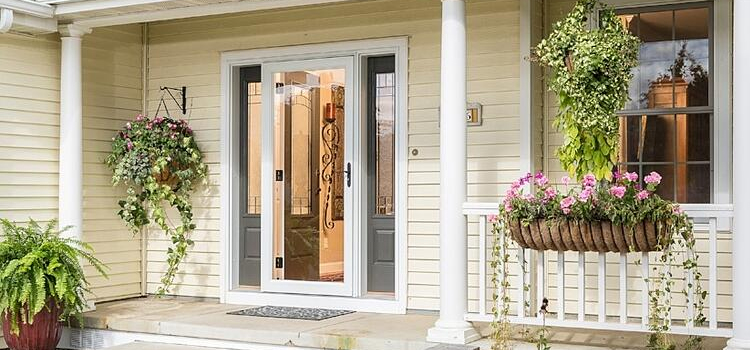 screen door installation in Ripon